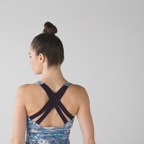 Lululemon Enhearten Tank in Blurry Belle Multi / Deep Zinfandel - Picture 6 of 8